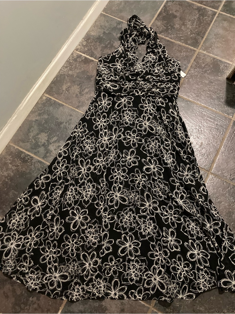 Vintage Stephanie Charles Halter Maxi Dress Black and White Floral Size 16